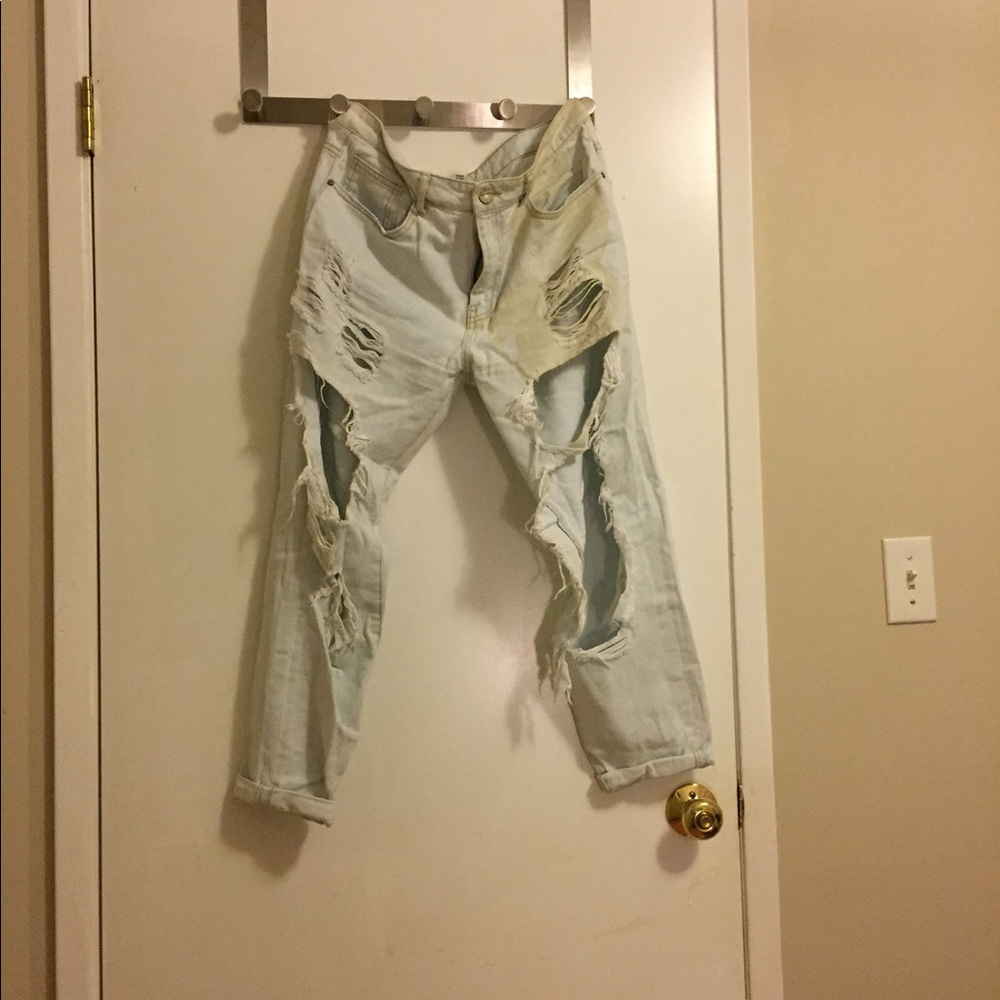Ripped jeans!!